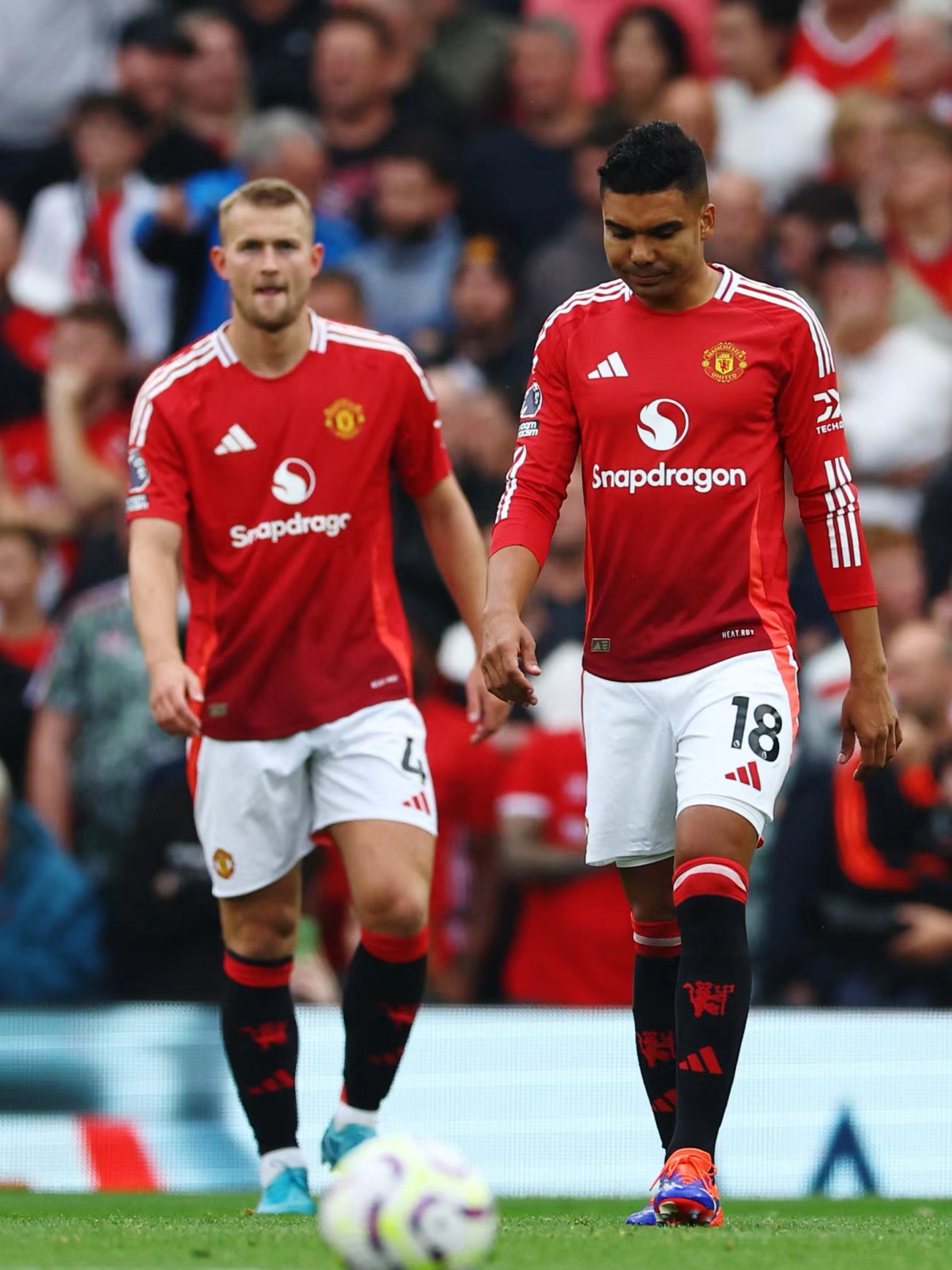 包含曼联训练开放日，冲刺阶段强势反弹引欢呼，法甲在即，纪律约束更严格的词条