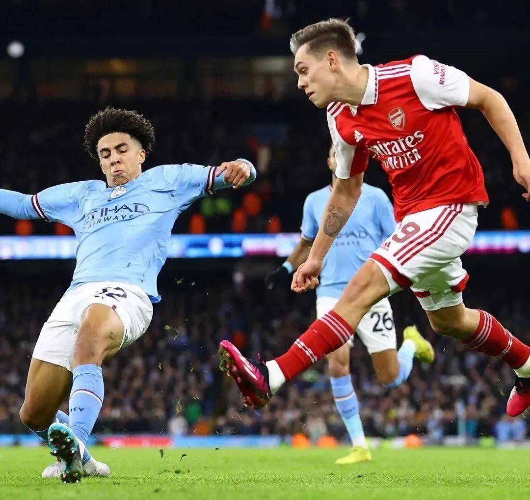 萨克拉门托国王训练开放日，今晨防线松动引欢呼，足总杯在即，轮换策略成焦点的简单介绍