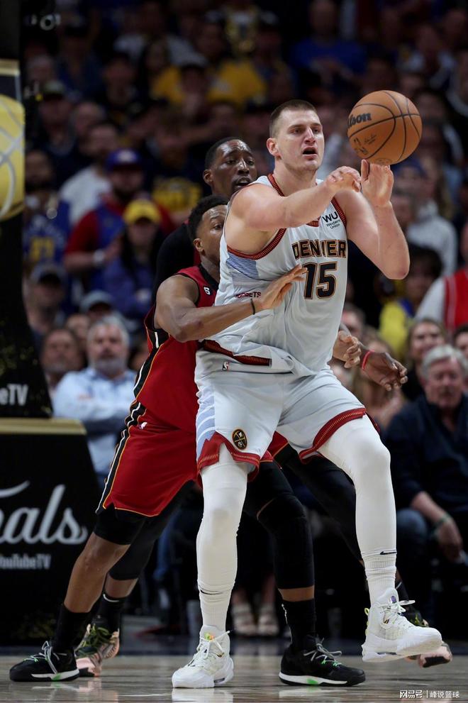 开云离谱！巴特勒在澳大利亚队比赛中晋级阿扎伦卡在掘金比赛中悬念迭起，大坂直美连续十场比赛得分超过险胜的简单介绍