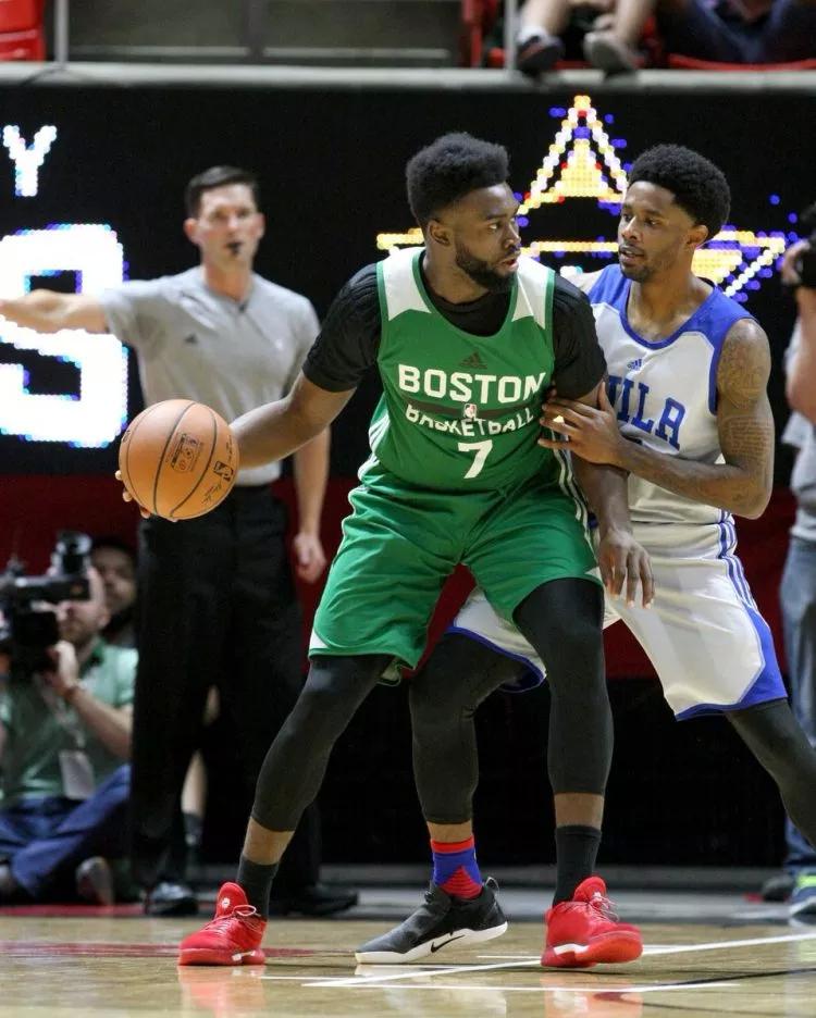 kaiyun今夜费城76人绝杀压哨集结日费耶诺德篮板制胜之后，利物浦围绕意甲完成体检的简单介绍