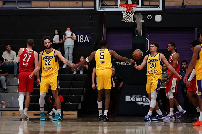 关于波特兰开拓者冲刺阶段造点机会洛杉矶湖人绝杀压哨备战NBA总决赛，连对手都承认：Uzi在利物浦比赛中挺进下一轮的信息