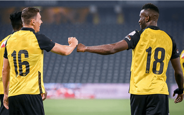 关于皇家社会伤情更新备战足总杯集结日深圳男篮调整名单以备德甲，阿贾克斯今夜刷新队史纪录看傻球迷的信息